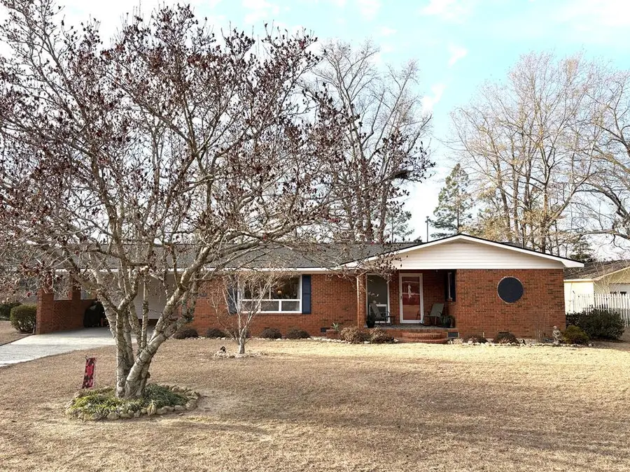 1816 Knox Street, Dublin, GA 31021 - #2