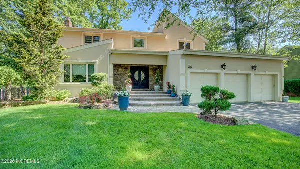 46 Thomas Drive, Manalapan, NJ 07726