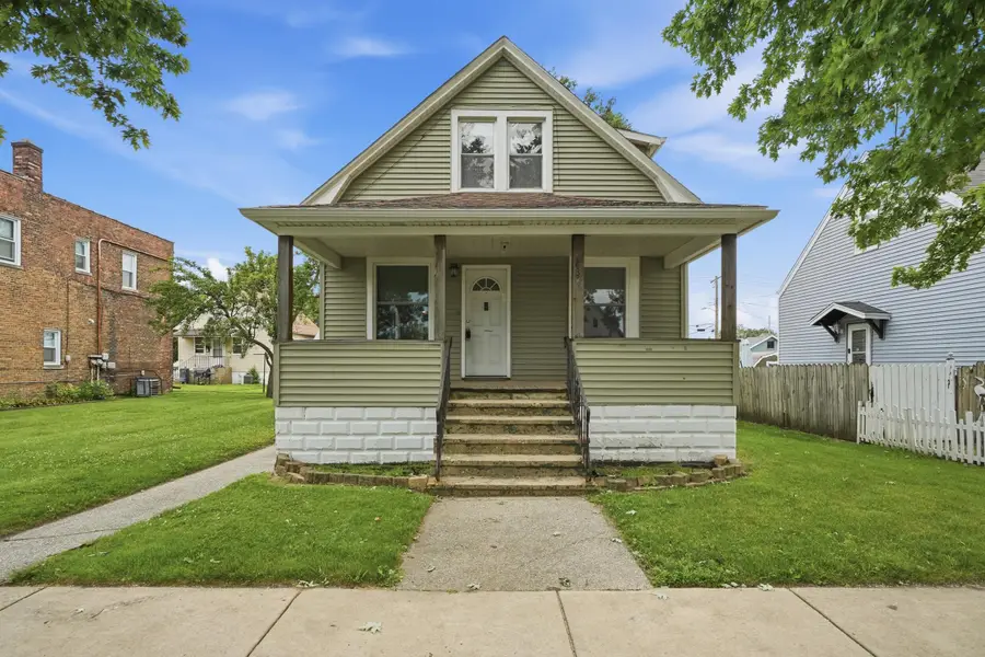 237 E 142nd Street, Hammond, IN 46327 - #2