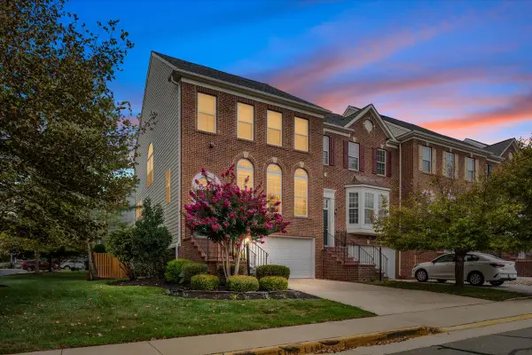 19217 Kepharts Mill Ter, LEESBURG, VA 20176