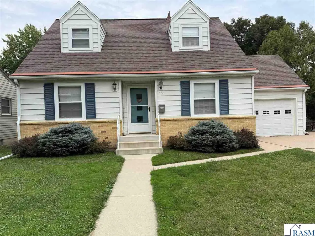 16 Bruce Court, Mankato, MN 56001 - Image #1