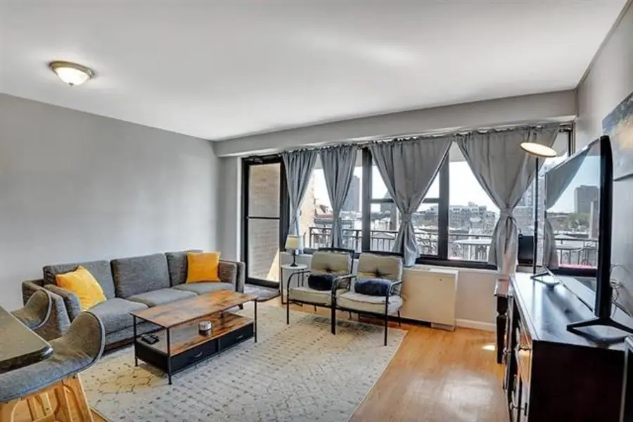 135 MONTGOMERY ST #8-E1, Jersey City, NJ 07302 - #2
