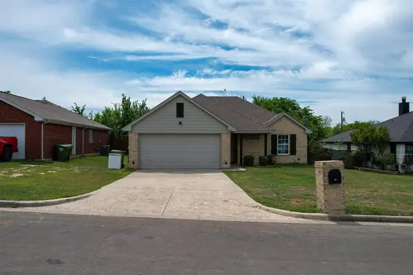 502 Railey Cove, Springtown, TX 76082