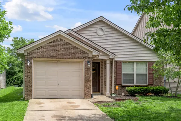 944 Winding Oak Trail, Lexington, KY 40511