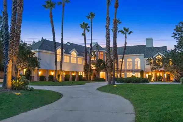 22515 La Quilla Drive, Chatsworth (los Angeles), CA 91311