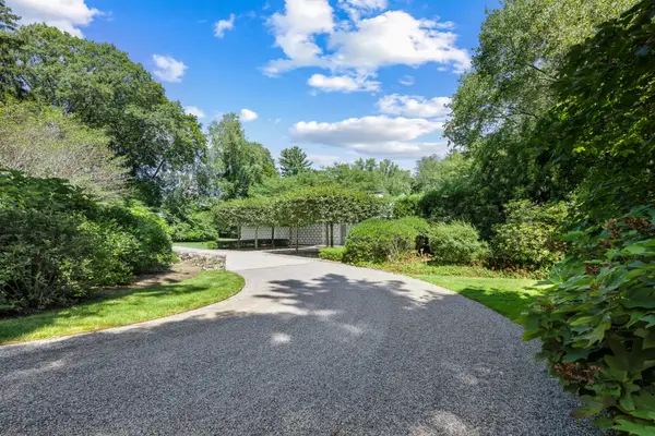 565 Oenoke Ridge, New Canaan, CT 06840