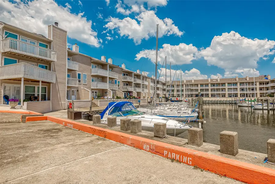 10 Mariner Village Drive, Seabrook, TX 77586 - #3