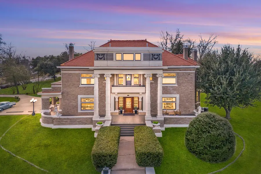 705 Griffith Avenue, Terrell, TX 75160 - #3