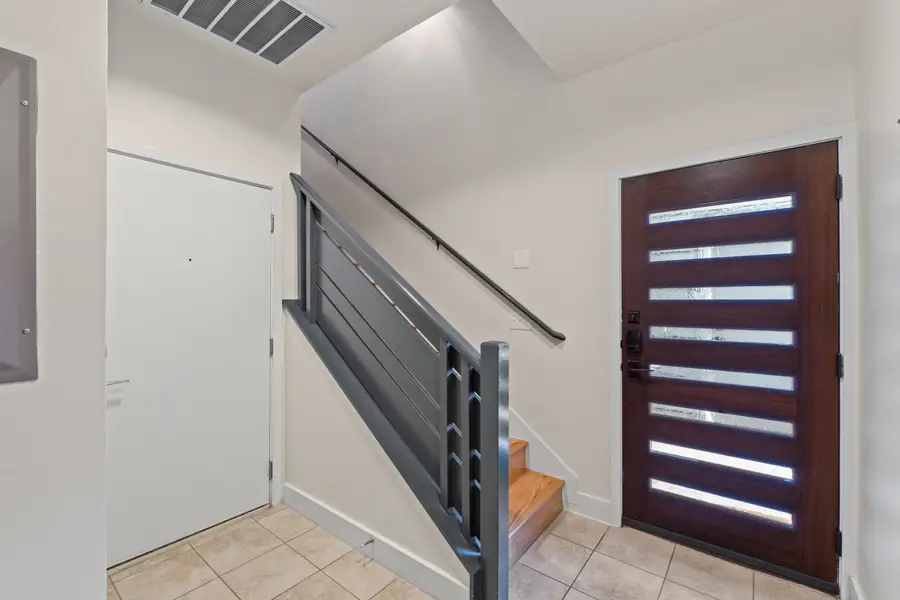 1702 S Lamar Blvd #9, Austin, TX 78704 - Image #3