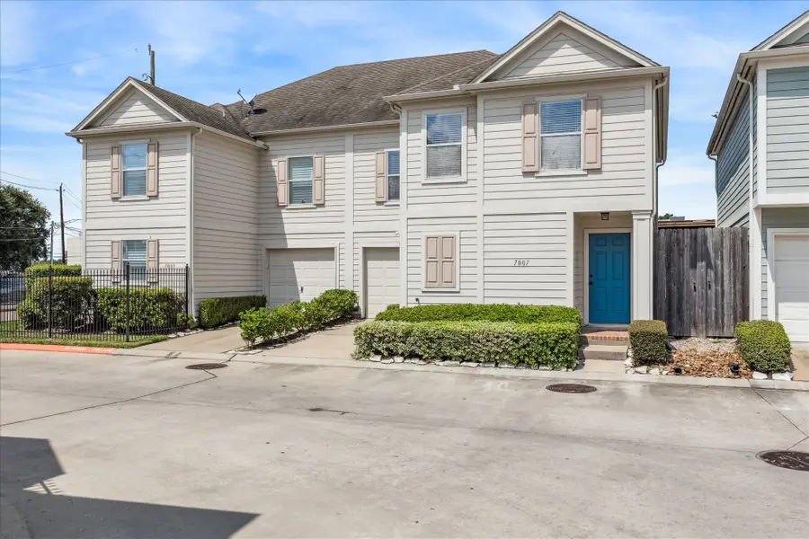 7007 Woodridge Square Drive, Houston, TX 77087 - Image #2