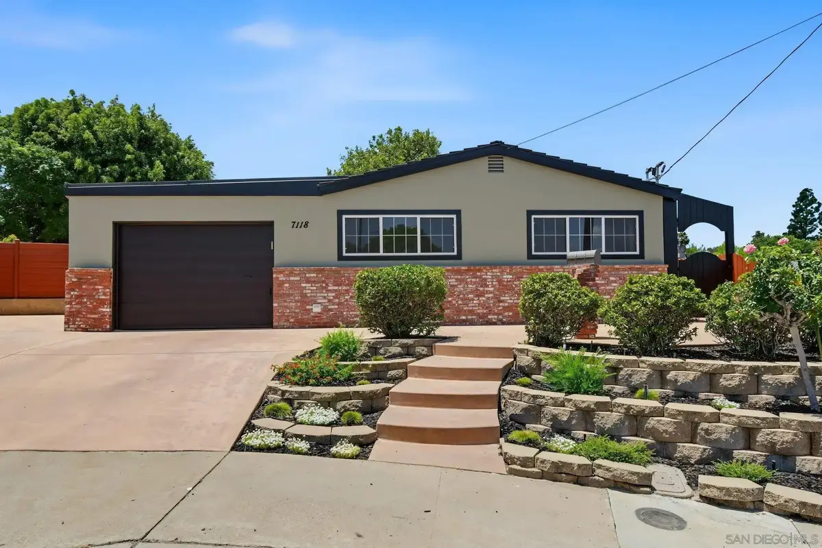 7118 Conestoga, San Diego, CA 92120 - #1