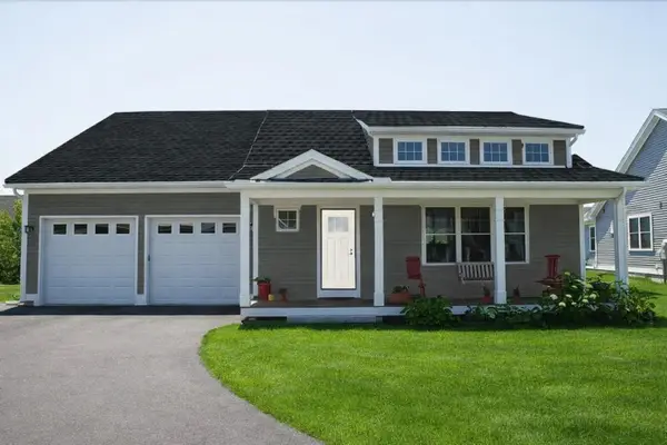 12 Evergreen Court #170, Lebanon, NH 03784