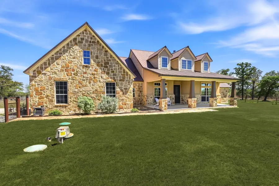 1211 Copperhead Rd, Seguin, TX 78155 - #2