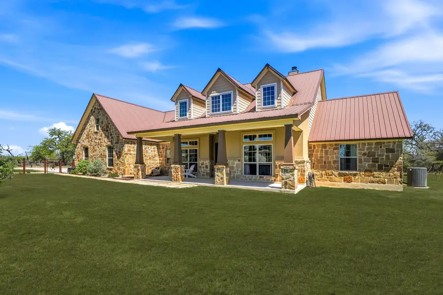 1211 Copperhead Rd, Seguin, TX 78155 - #3