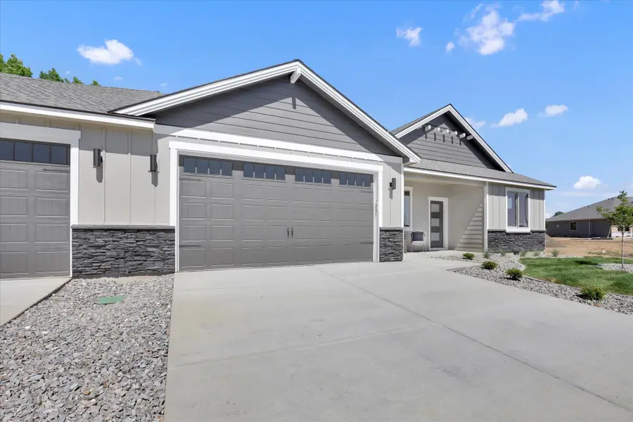 1109 - Unit 16 N Country Club Dr #16, Deer Park, WA 99006 - Image #3