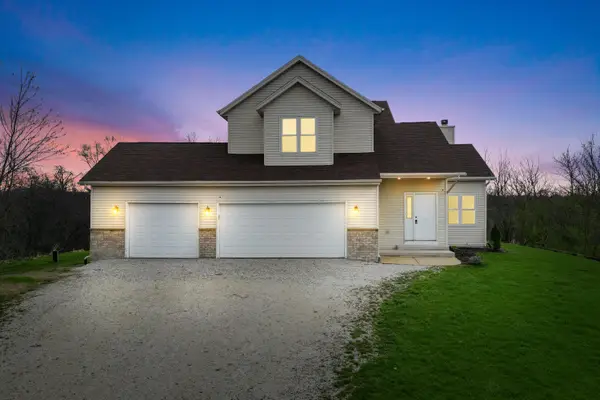 7809 E Wind Lake Rd, Norway, WI 53185