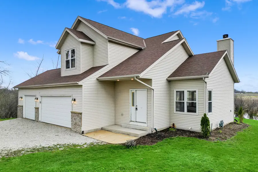 7809 E Wind Lake Rd, Wind Lake, WI 53185 - #2