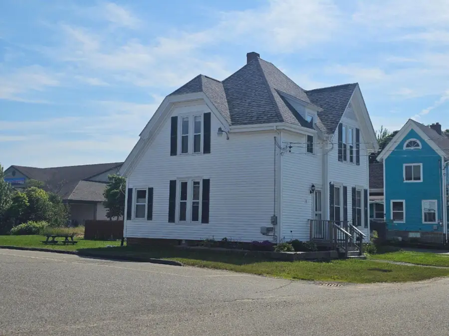 8 Cottage Street, Milbridge, ME 04658 - #3