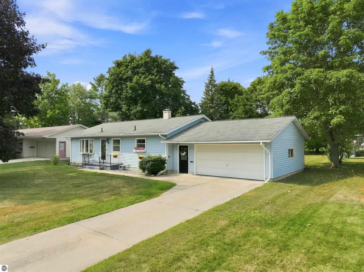 714 Sunset Lane, Cadillac, MI 49601 - #1