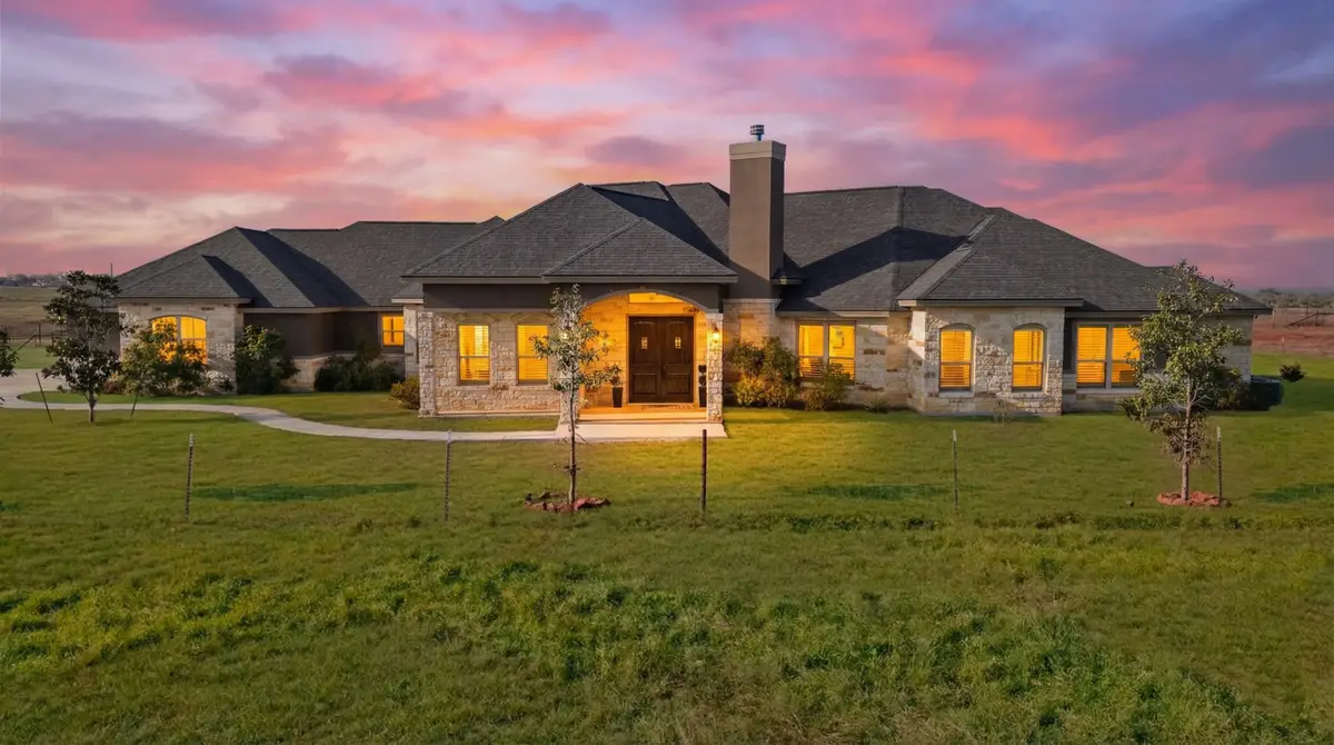 1530 County Road 132, Floresville, TX 78114 - #1