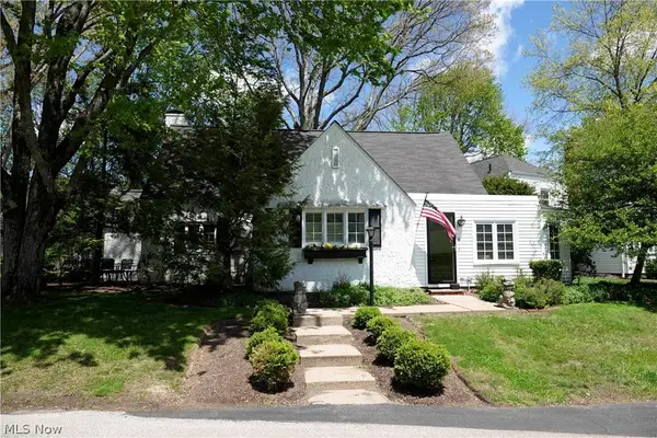 14661 Hillbrook N Lane #4, Chagrin Falls, OH 44022