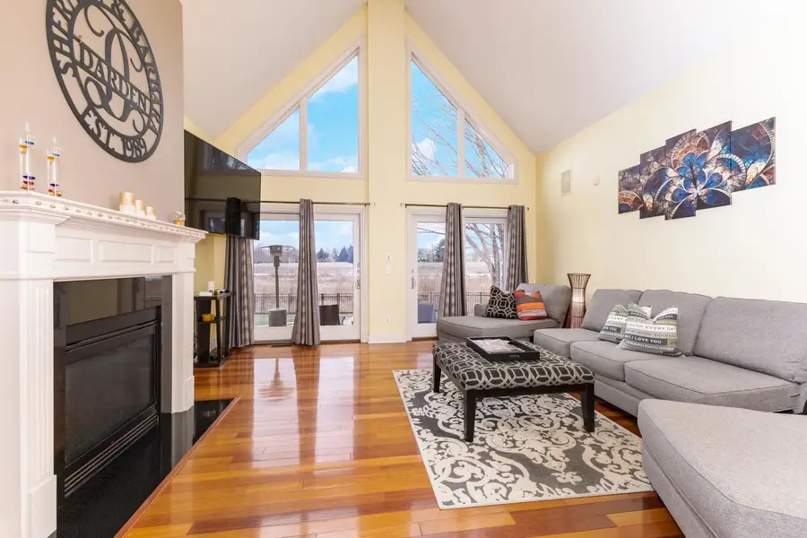 6 Stonebrook Court, Bloomington, IL 61704 - Image #2