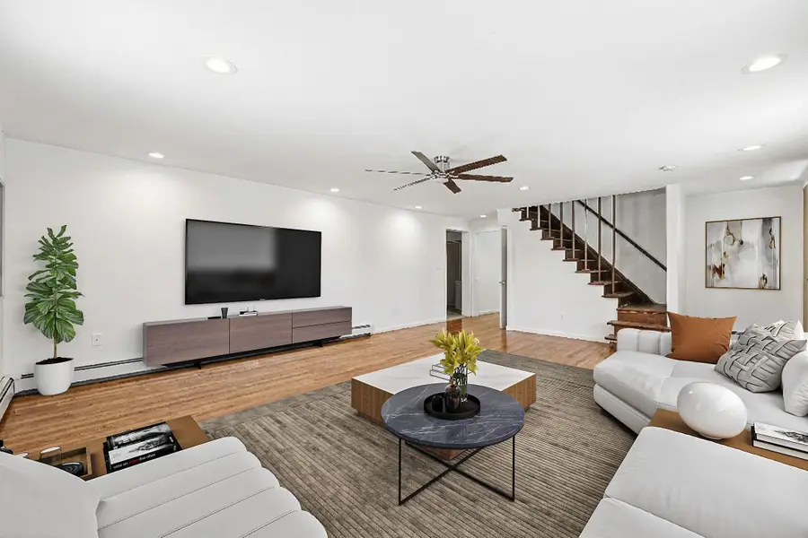 17 High St, Andover, NJ 07821 - #2