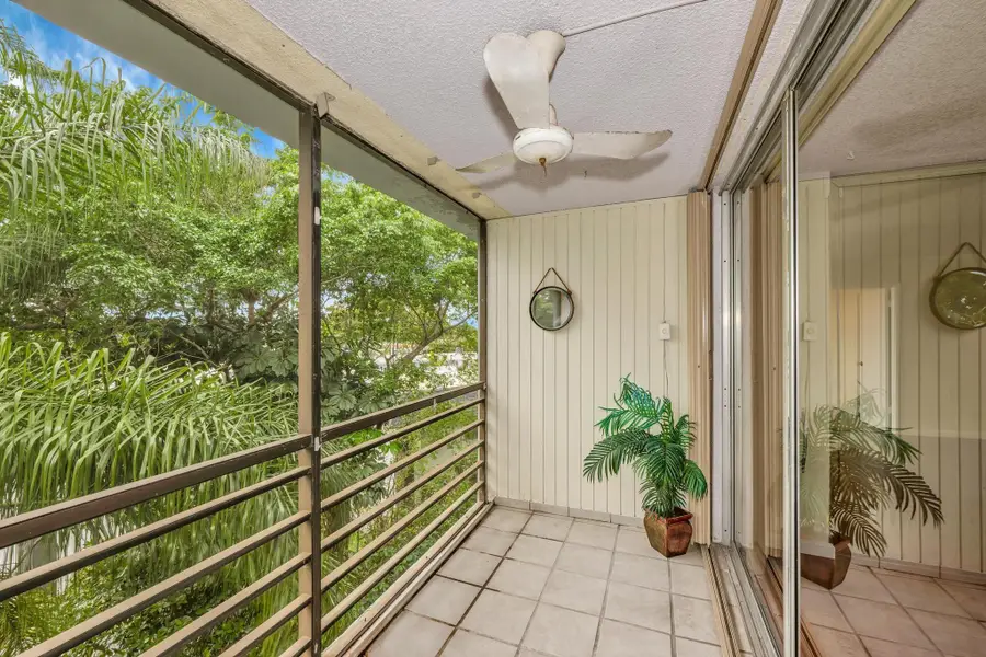 118 Royal Park Drive #4G, Oakland Park, FL 33309 - #2
