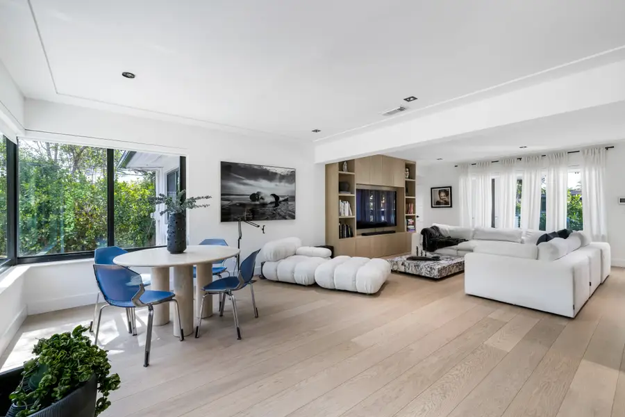 373 NE 104th St, Miami Shores, FL 33138 - Image #2