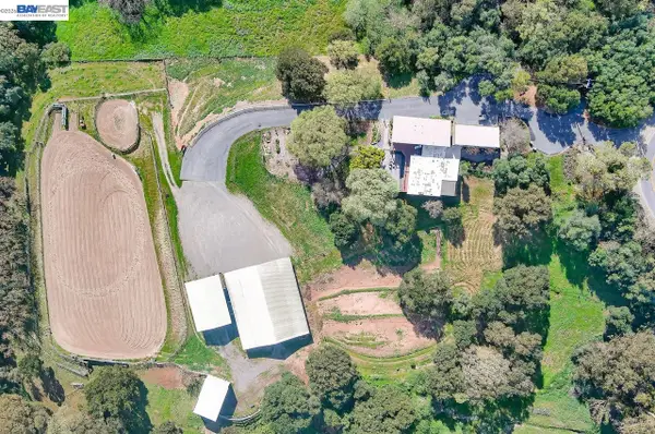 10700 Foothill Rd, Sunol, CA 94586