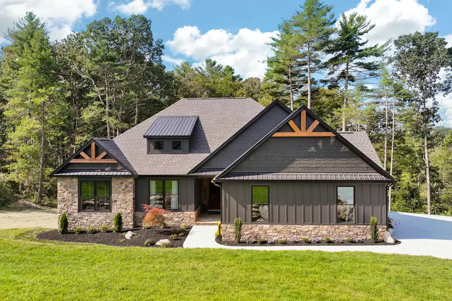 113 Perry Place, Hendersonville, NC 28739 - #2
