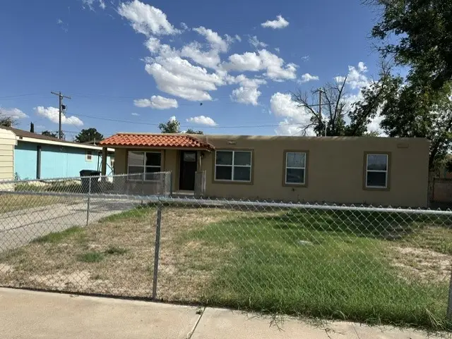 1805 W Tansill St, Carlsbad, NM 88220 - #2
