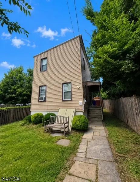 12 Dey Street, Montclair, NJ 07042