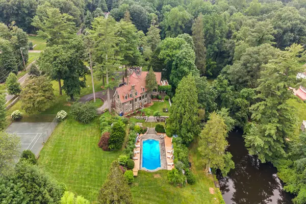 546 Lake Avenue, Greenwich, CT 06830