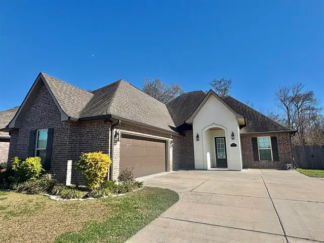 282 Madio Drive, Houma, LA 70364 - Image #1
