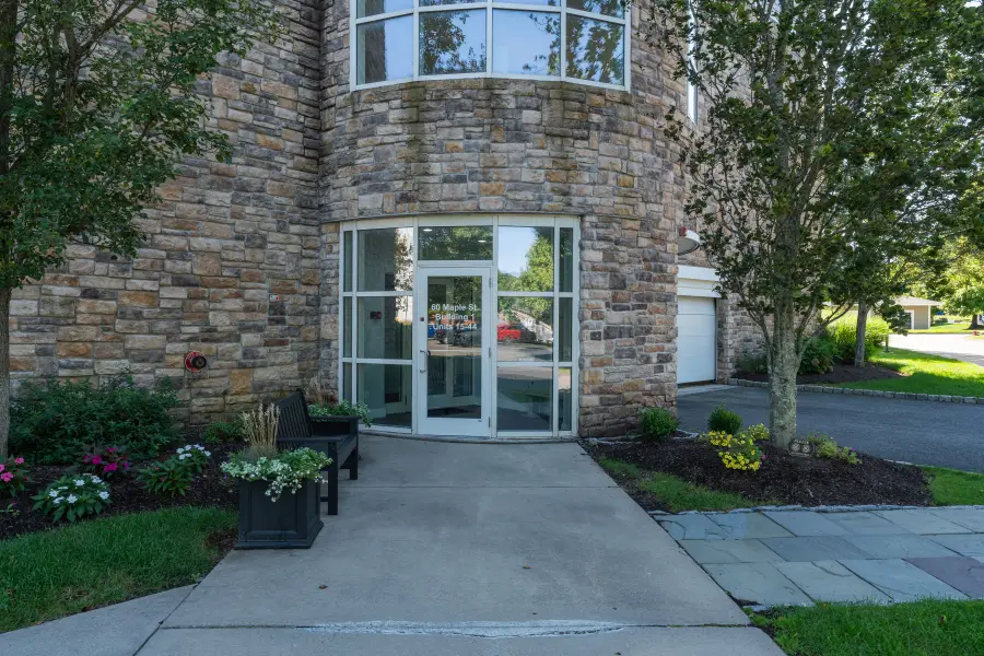 60 Maple Street #22, Branford, CT 06405 - #2