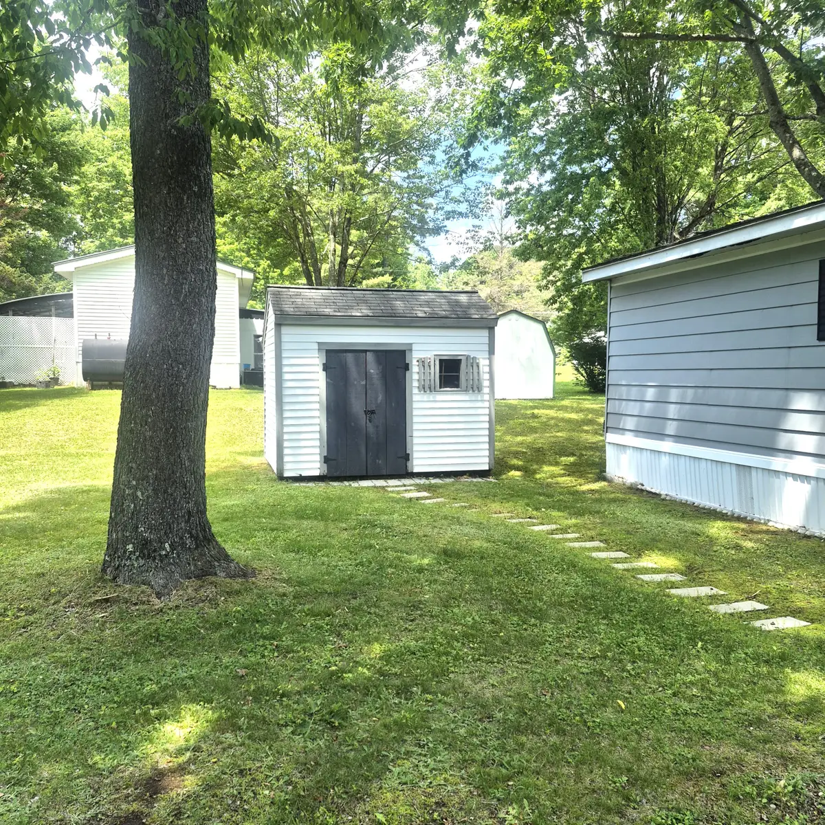 11 Angela Place, Claremont, NH 03743 - #1