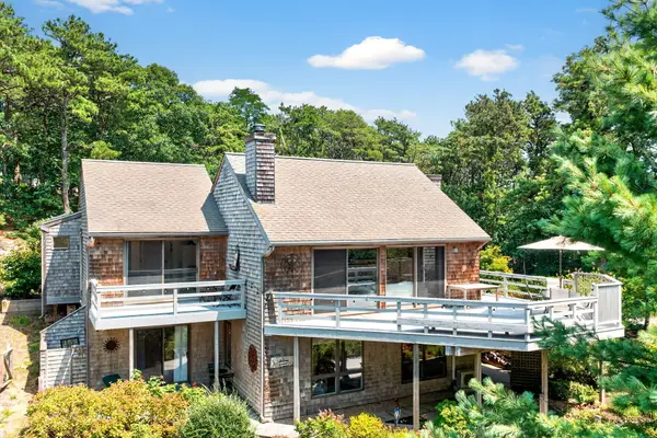 70 Chequessett Knolls Drive, Wellfleet, MA 02667
