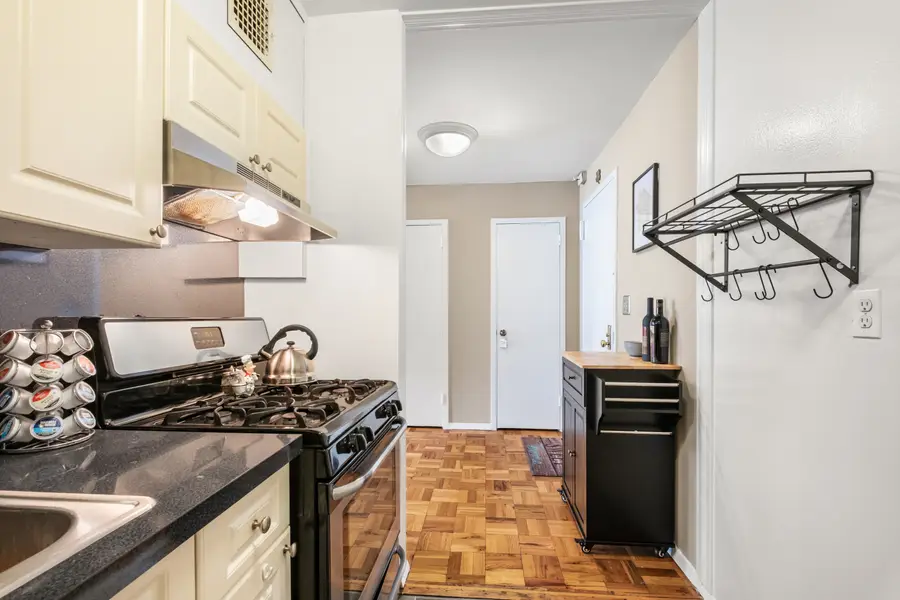 33 Barker Avenue #2J, White Plains, NY 10601 - #2