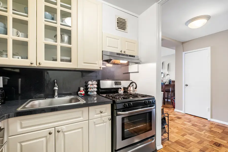 33 Barker Avenue #2J, White Plains, NY 10601 - #3