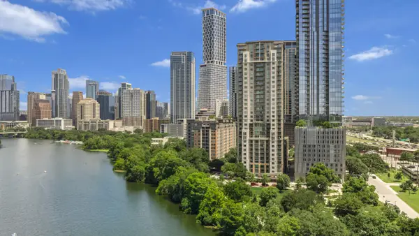 54 Rainey St #404, Austin, TX 78701