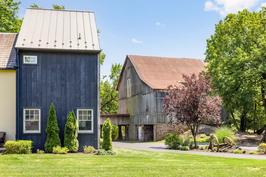 2297 Warwick Rd, Warrington, PA 18976 - #2