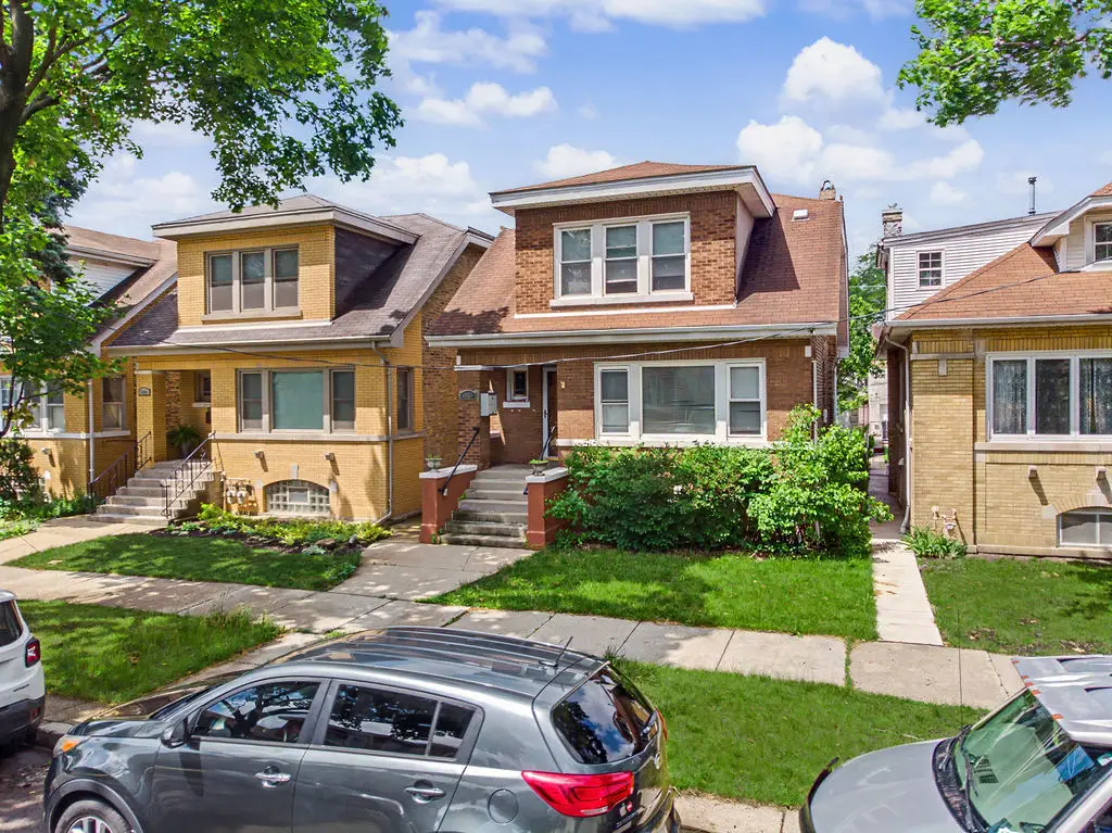 4450 N Mango Avenue, Chicago, IL 60630 - #1