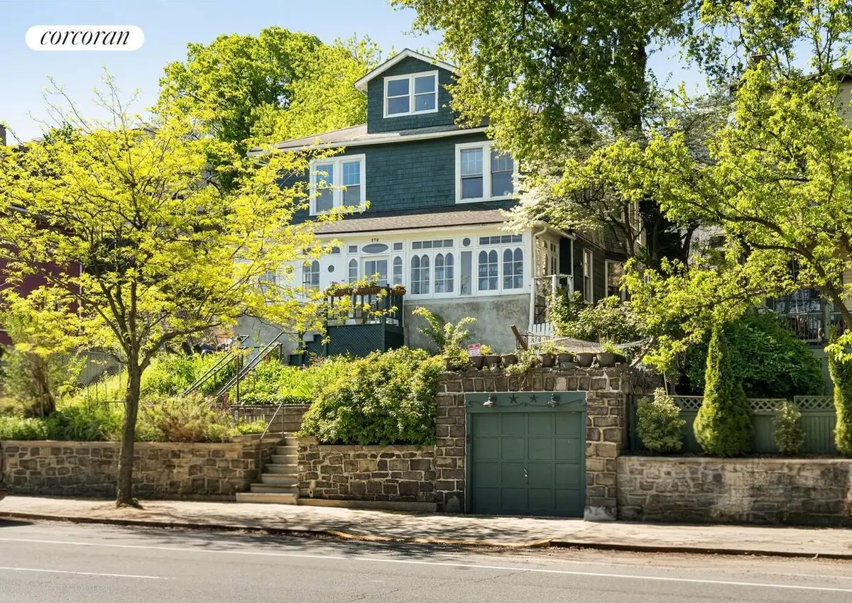 270 Richmond Terrace, Staten Island, NY 10301 - #1