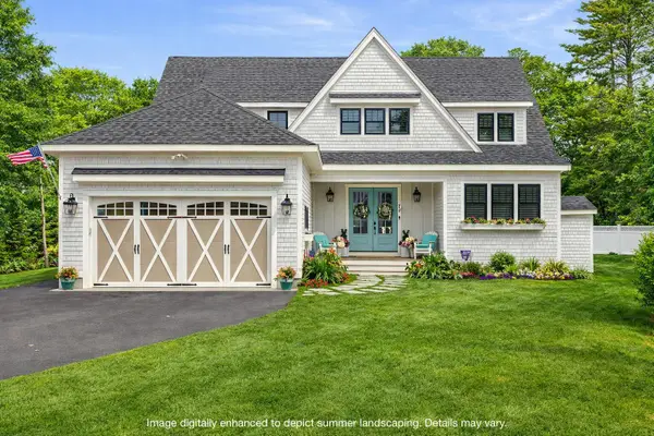79 Neshobe Rd, Mashpee, MA 02649