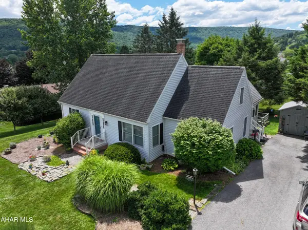 208 Concord Dr, BEDFORD, PA 15522