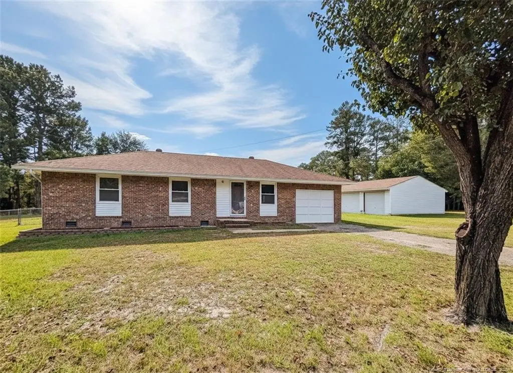 215 Lakeview Drive, Spring Lake, NC 28390 - #1