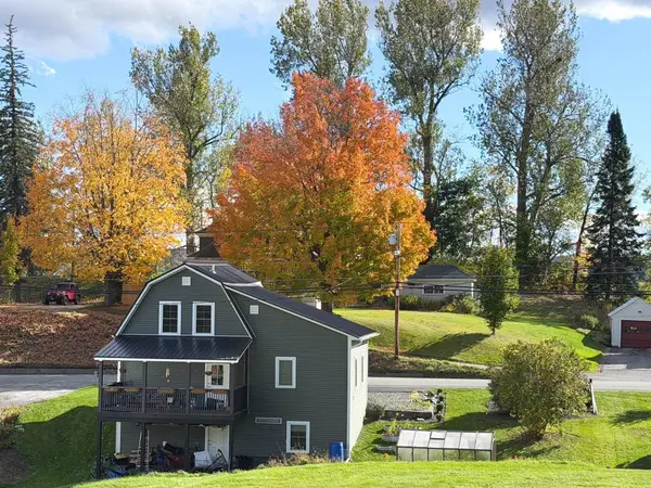 12 Irasburg Street, Orleans, VT 05860