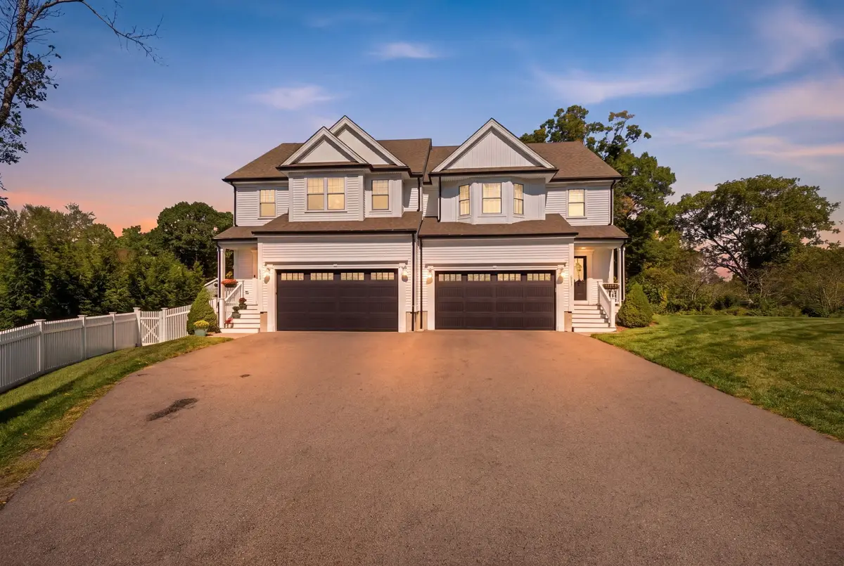 1093 Washington St #1093, Holliston, MA 01746 - #1