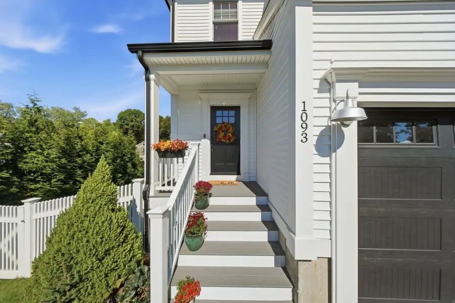 1093 Washington St #1093, Holliston, MA 01746 - #3